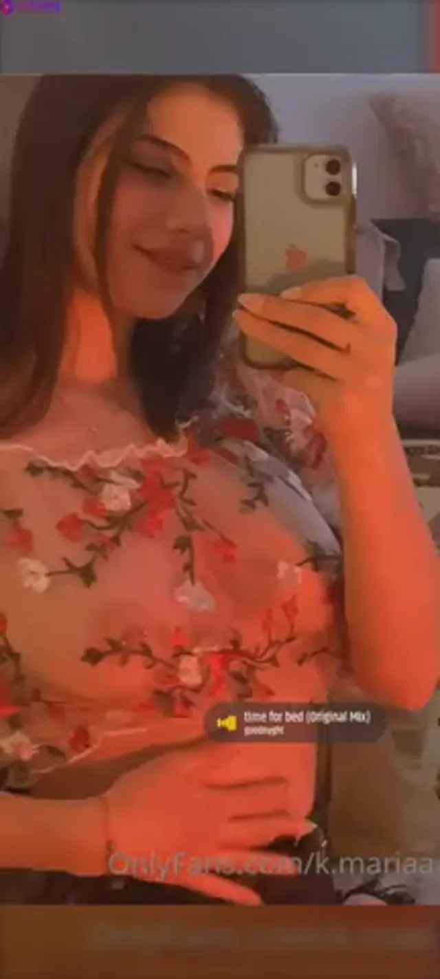 K.Mariaa Flashing her Big Natural Boobs