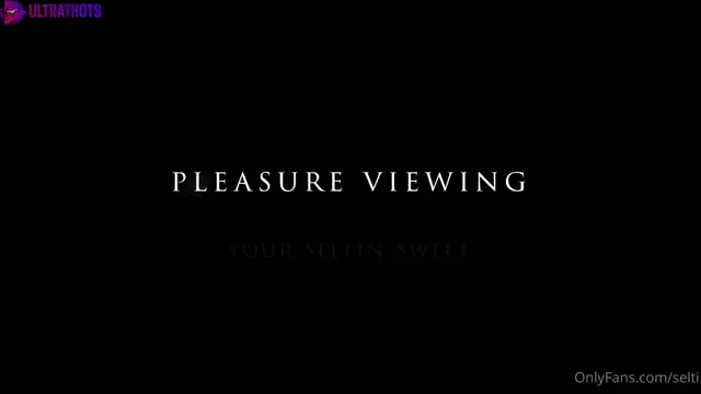 Seltinsweet – Elf Cosplay Dildo Masturbation