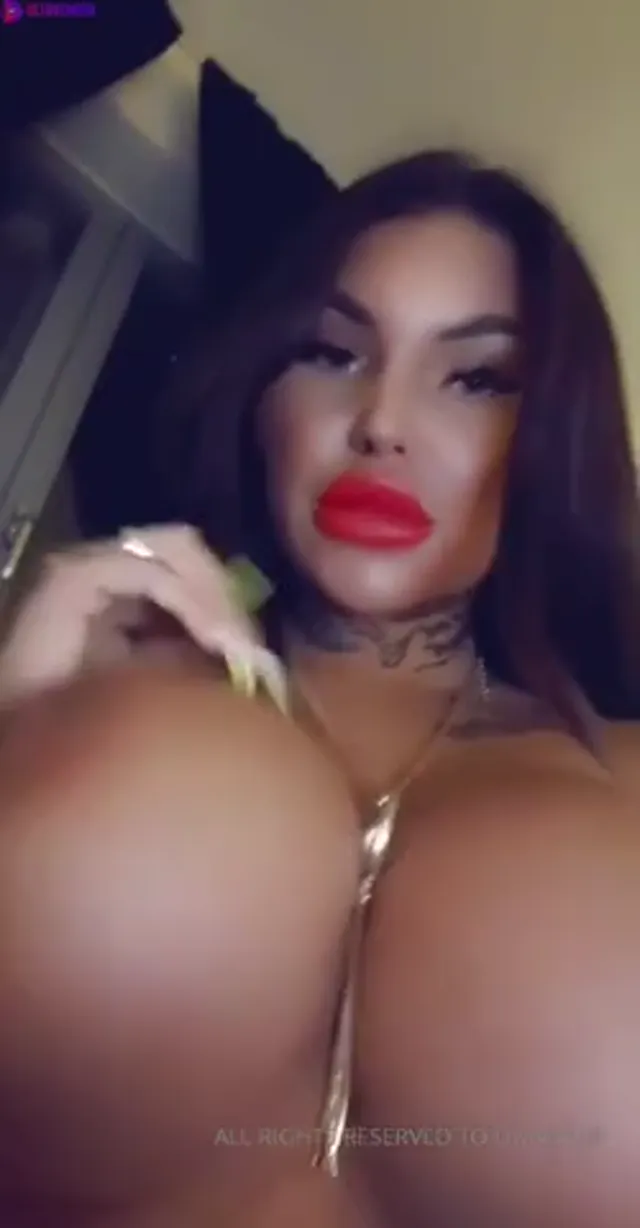 Swedish Bombshell Linnejha Shows Her Huge Sexy Tits
