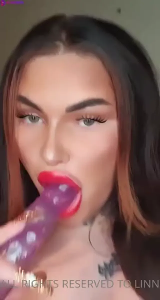 Swedish Bombshell Linnejha BJ Dildo