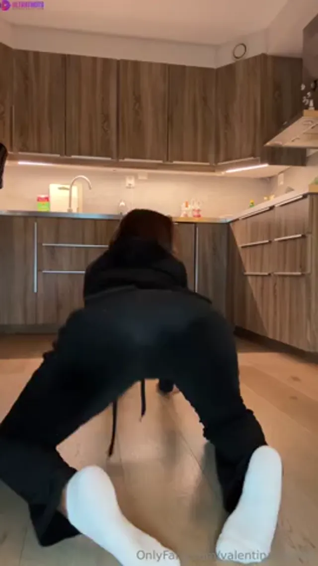 Valtina Myriad Solo Dildo Play