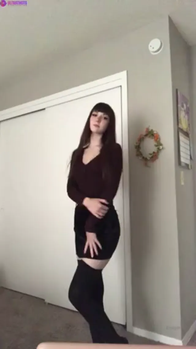 EmiiGotchi – Cute Girl Stripteasing And Showing Tits