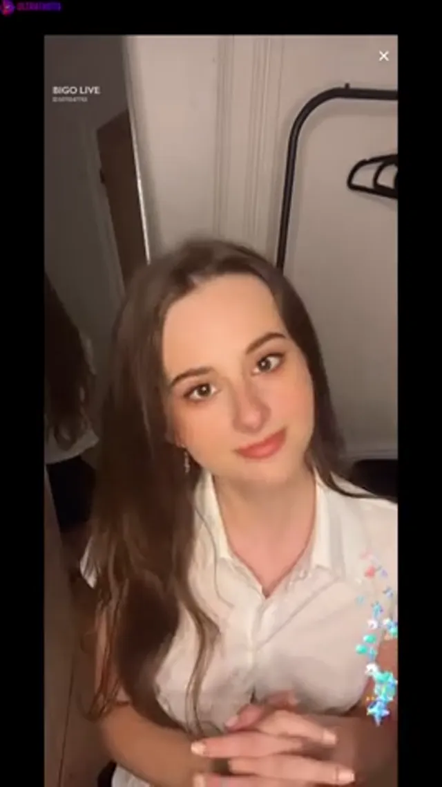 Mysterious Girl – Danish Streamer