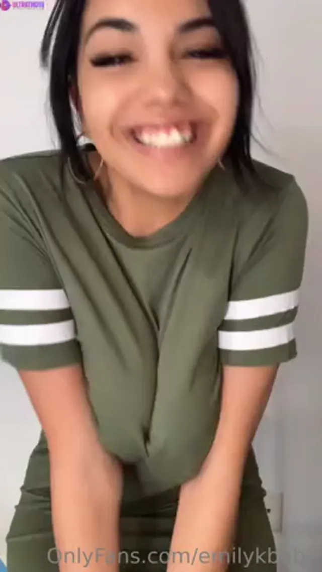 Emily Kaye Showing Big Tits And Masturbating to Hot Orgasm