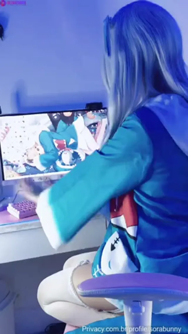 Gamer Girl Sorabunny Strips For Money
