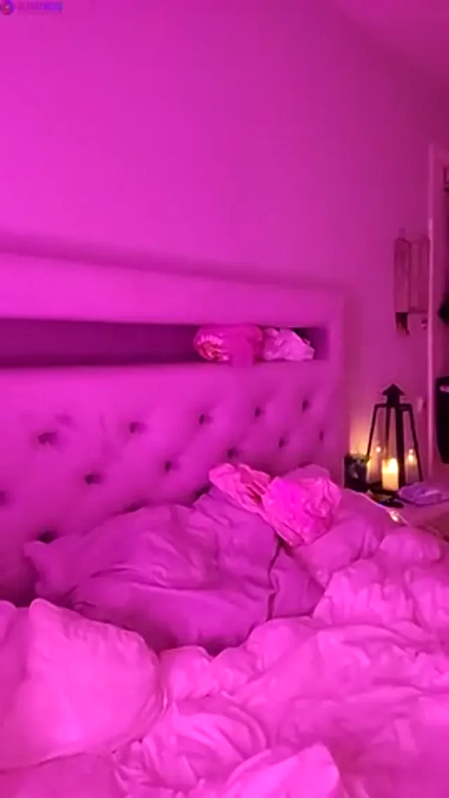 Swedish Angela Jonasson long livestream fully nude and masturbating