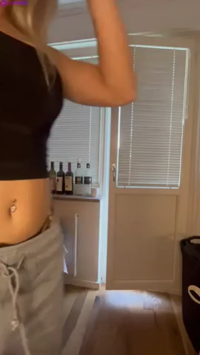 Swedish Sanna Striptease Video