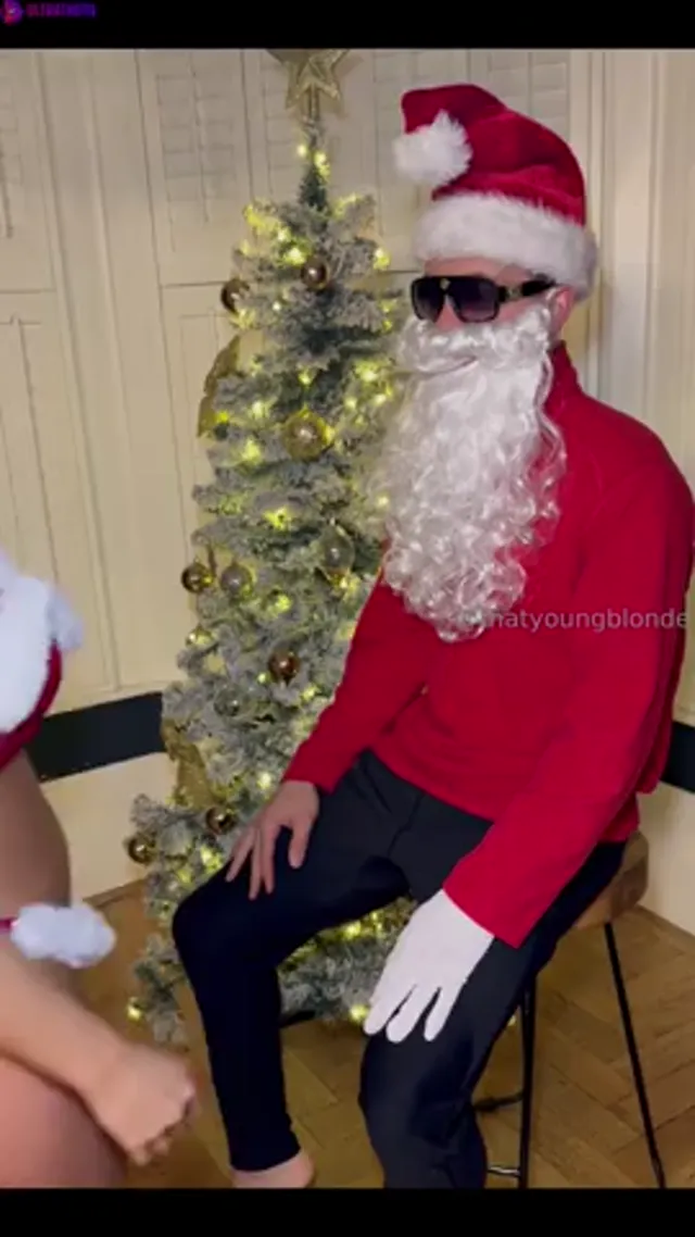 Molly Mercedes – Swedish Christmas Sextape