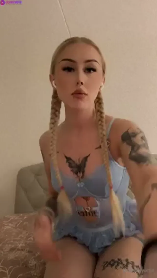 Finnish  jadebeib in sexy lingerie