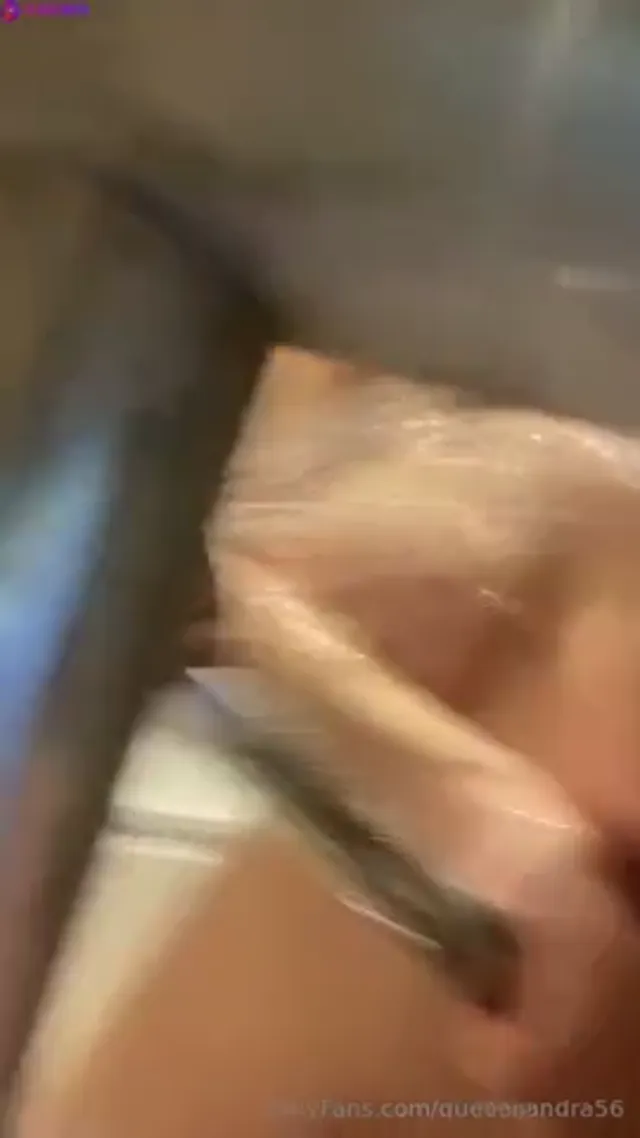 Swedish Sandra Adamsson / queensandra56 showering 6