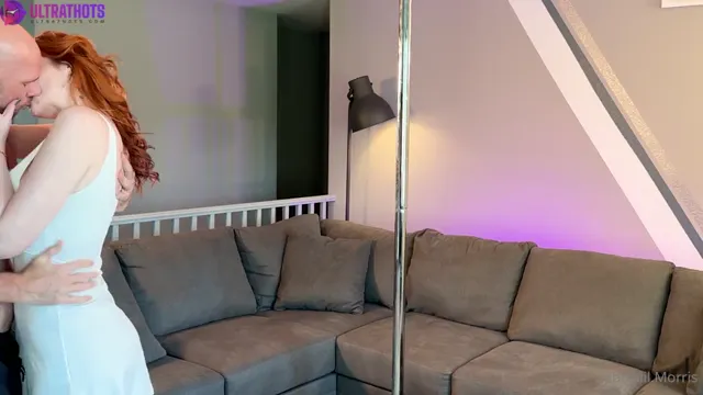 Abigaiil Morris – Rough Suck And Fuck With Johnny Sins on Couch