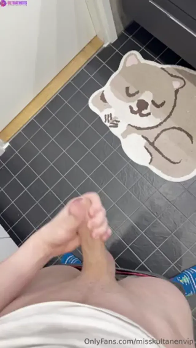 Finnish misskultanen sucking dick 1