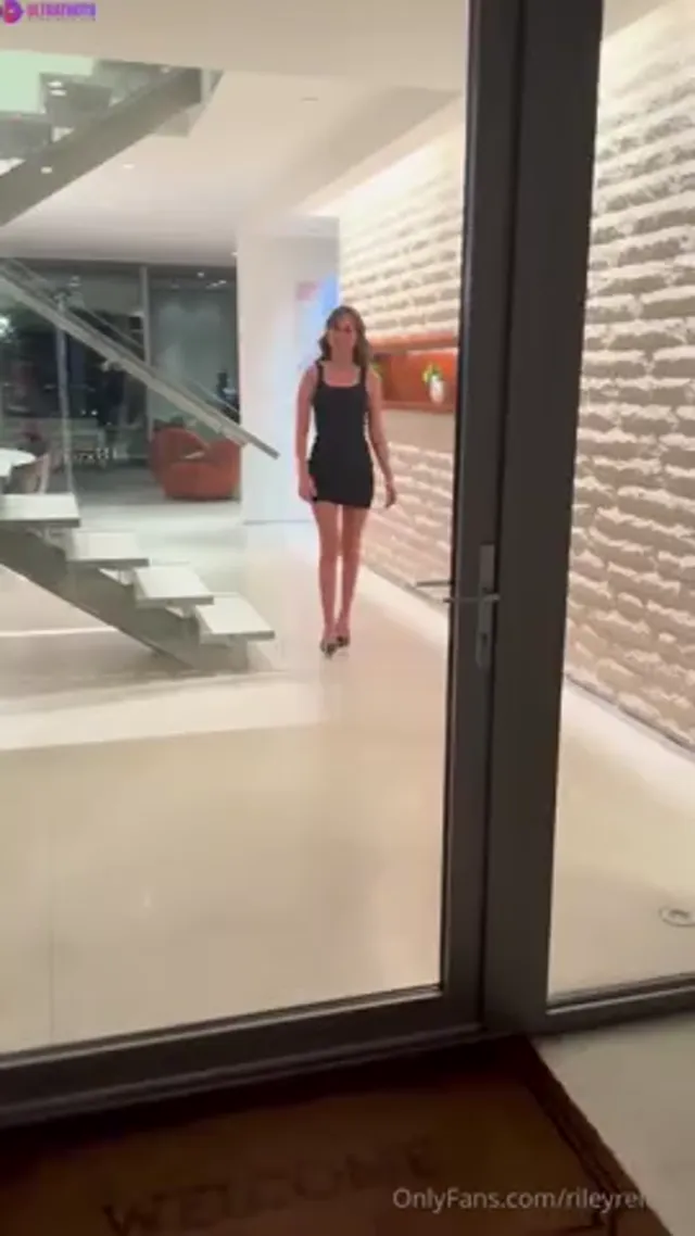 Riley Reid Fucking Stranger in Sexy Tight Black Dress