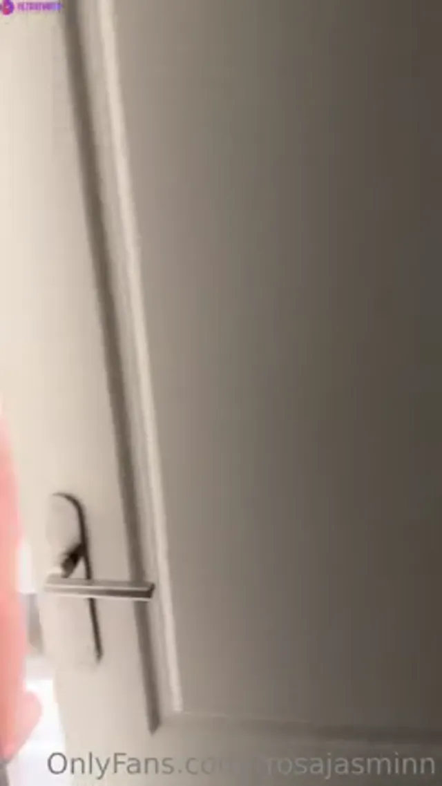 Finnish rrosajasminn sucking dick and getting fucked in the bathroom