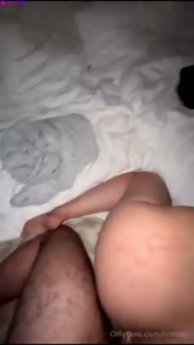 Swedish linnswe / linnynova getting mouthfucked then sprayed with cum