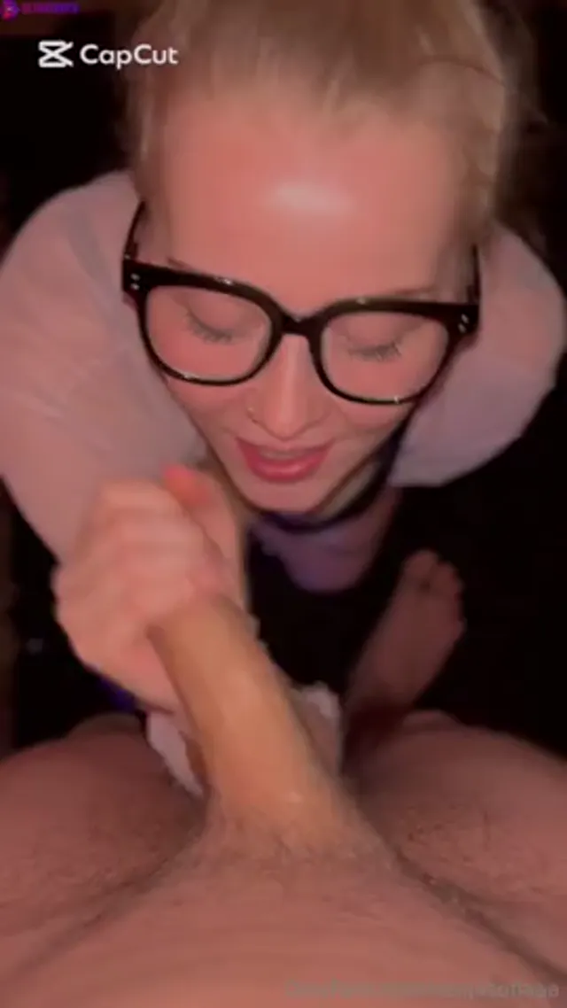 Finnish senjasofiaaa sucking dick and fucking 1