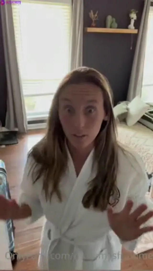 MommysFunTime Fucking The Neighbor Roleplay