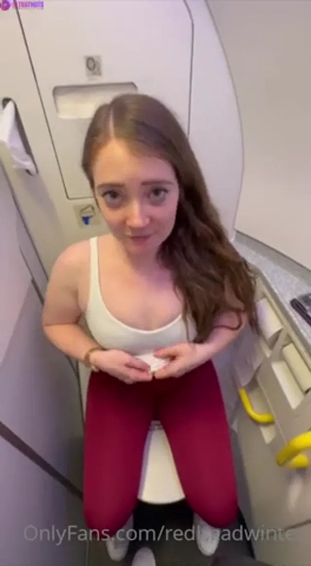 Bronwin Aurora And RedHeadWinter – Pussy Licking Sextape in Airplane