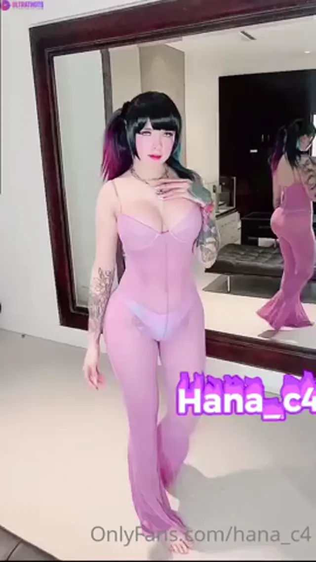 Hana_C4 Teasing On The Bed In Lingerie