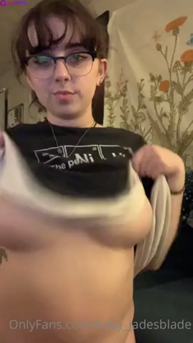 Sophie Vinik OnlyFans 1