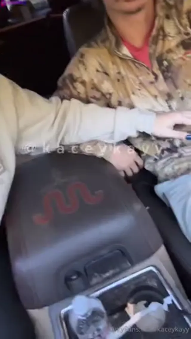 KaceyKayy Pull Over & Breed This Tight Pussy