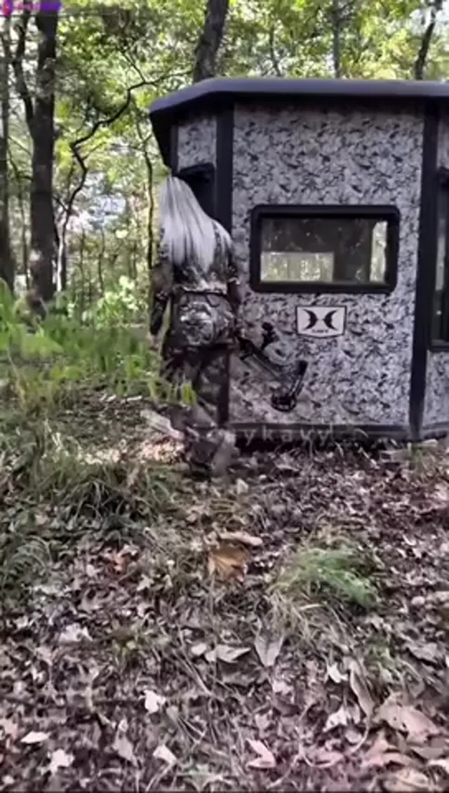 KaceyKayy Deer Blind Deep Creampie