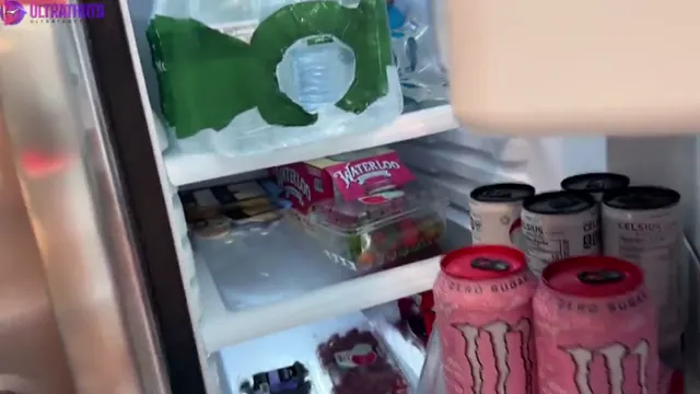 Elly Clutch- Redhead Babysitter Fucks Thick White Cock