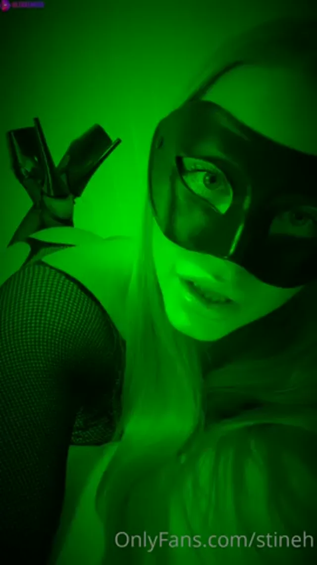 Norwegian Babe Stineh – Pussy Play And Dirty Talk