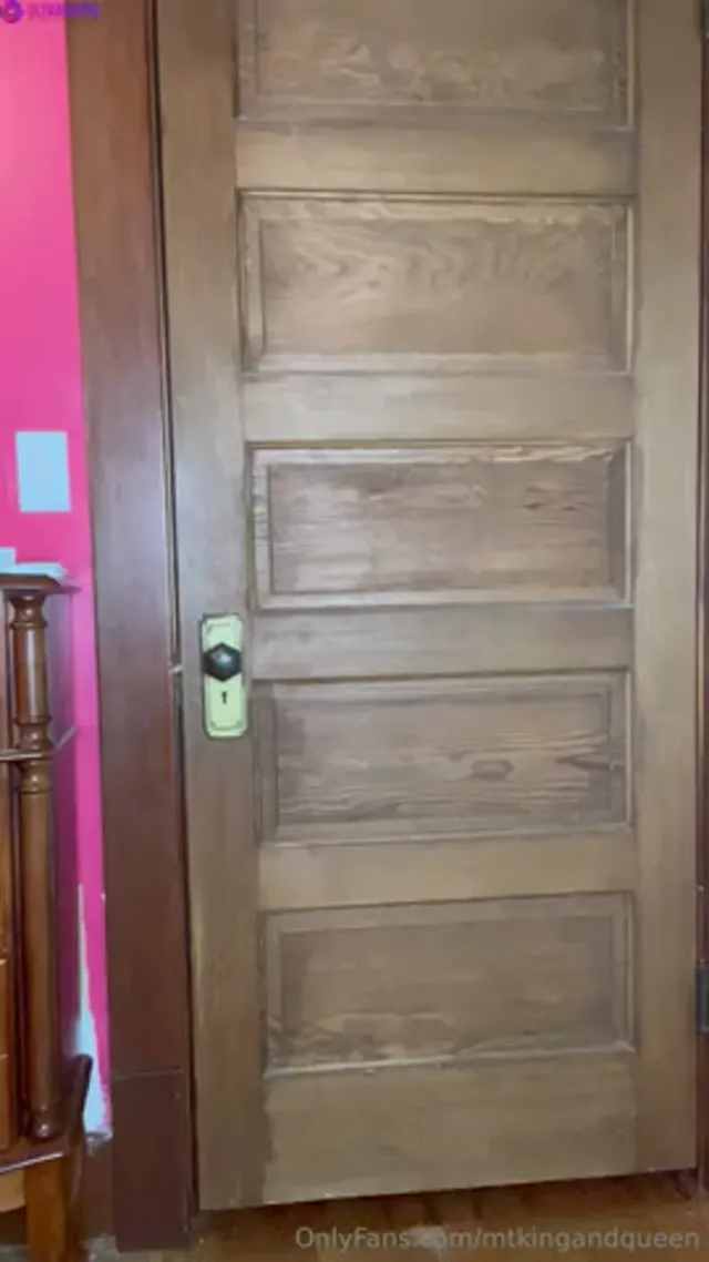 GracieNextDoor Sucks Her Husband Before Going Out