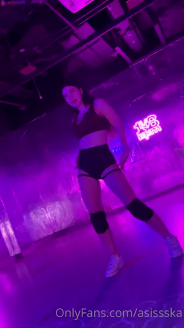 Asissska Erotic Dance