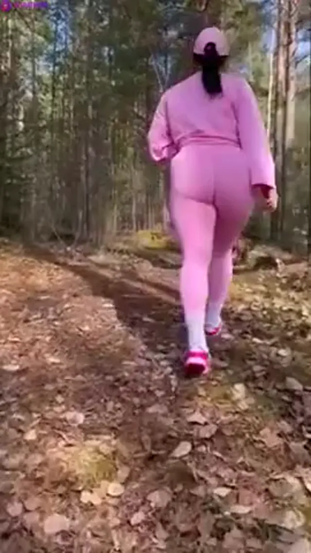 Swedish Edithspicy blowjob outdoors