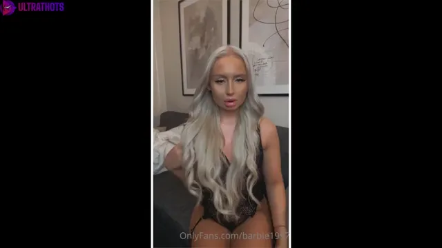 Norwegian Barbie Magic Wand Bate