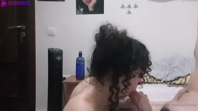 Justroommates Blowjob And Huge Facial