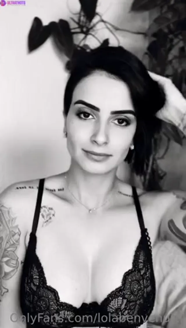 Orgasmic Face Of Lola Benvenutti