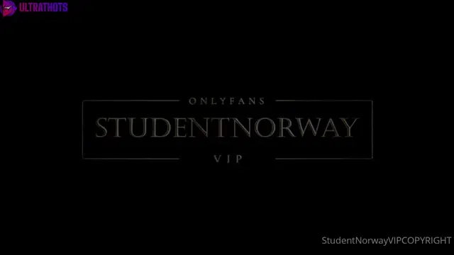 Norwegian Student Vibrator Pussy Play On Public Bench