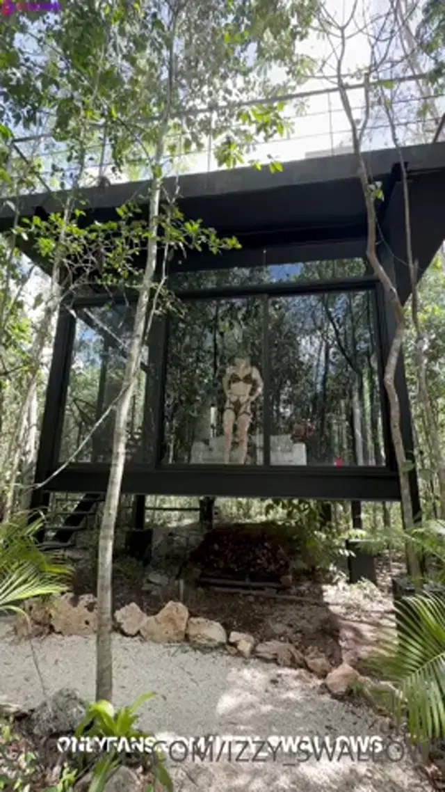 Izzy Swallows Black And White Sextape Inside Glass House