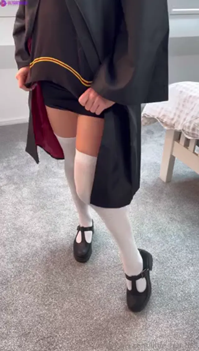 Penny Petite Sextape in Harry Potter Cosplay