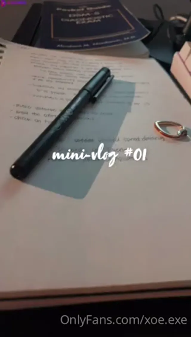 Xoey Li – Asian Slut with Small Tits Showering Naked