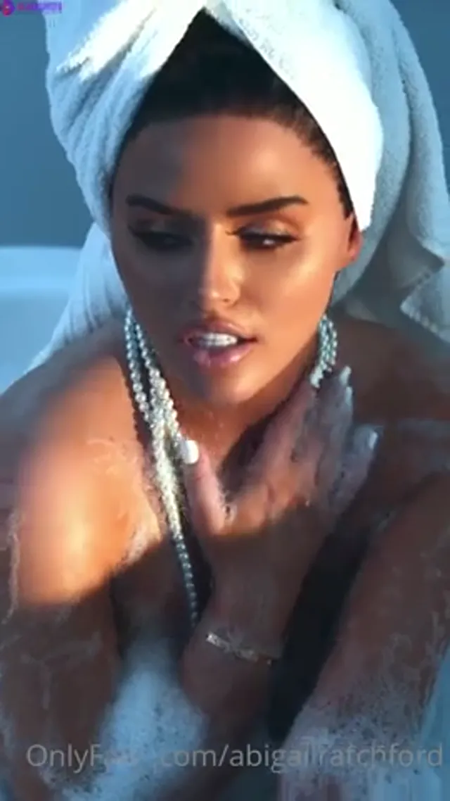 Abigail Ratchford In The Hot Tub