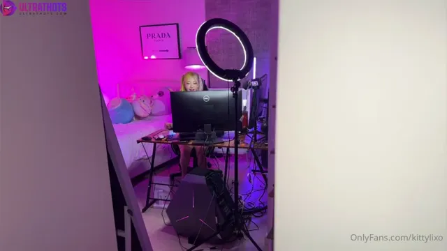 Kittylixo Sucking And Fucking After Stream with Impregnating Creampie