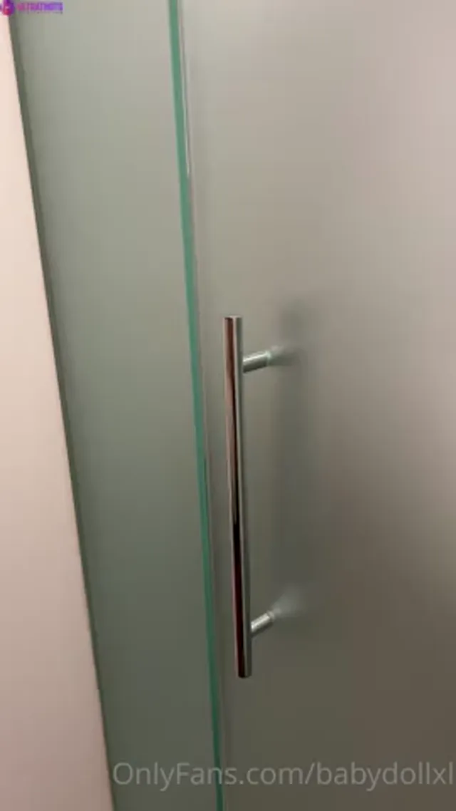 Babydollxl Gets Wet In Shirt Under The Shower