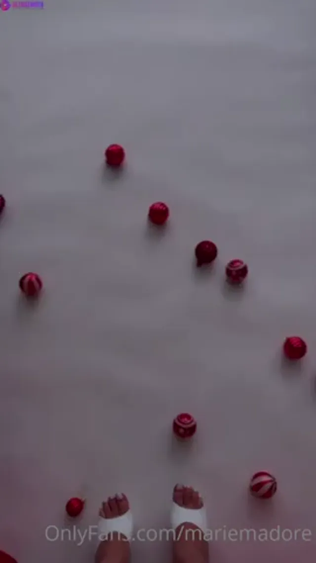 Merry Christmas With Marie Madore