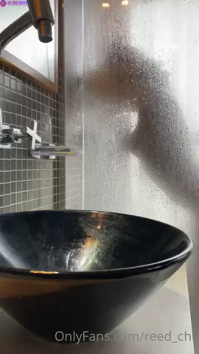Reed_cht In The Shower
