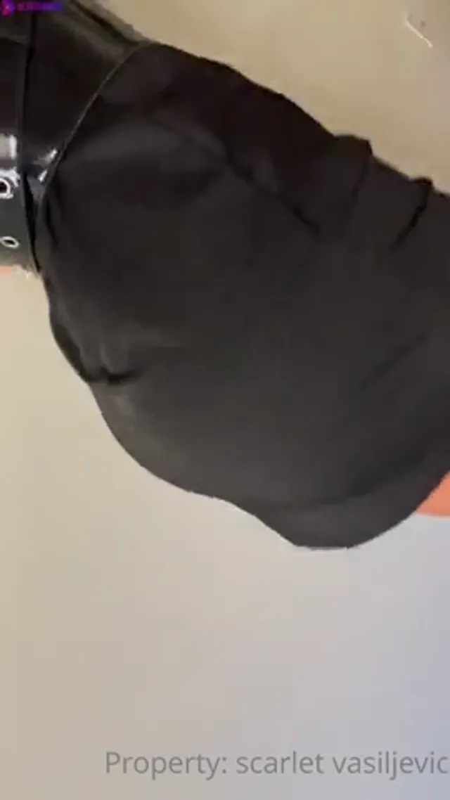 Scarlet Silva Blowjob With Cumshot