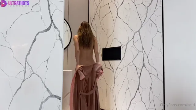 Selti In The Shower With Sex Toy