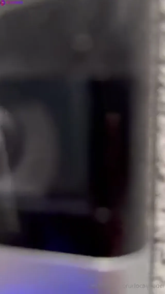 Urlocalmodel Welcomes The Pizza Guy