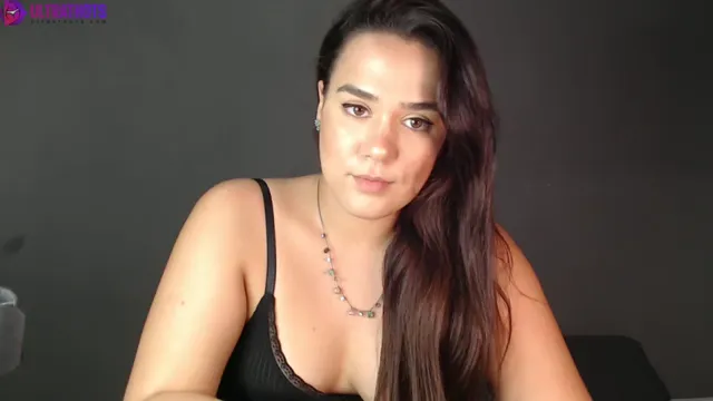 Sweetiefr0mhell Intense Masturbation And Riding Dildo on Webcam