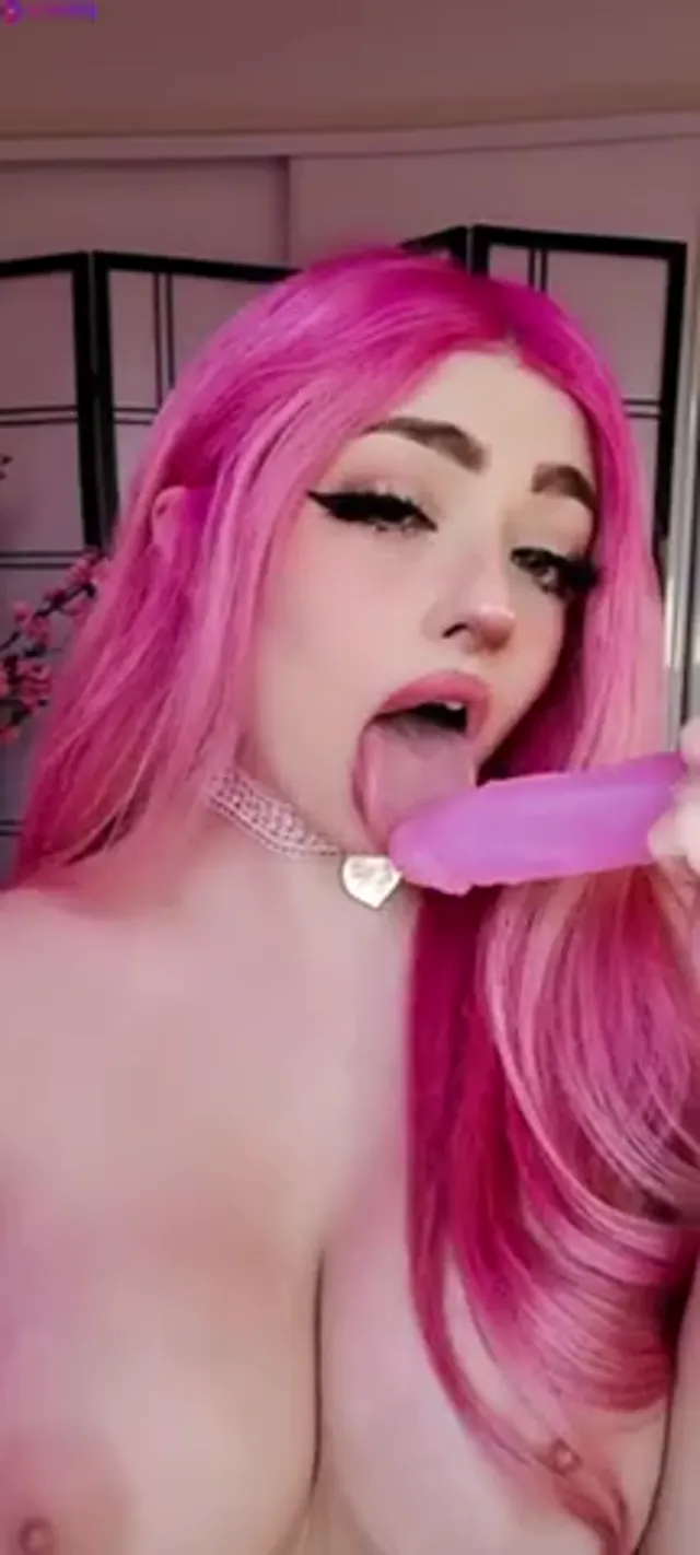 JazzyFoxe Sensual Blowjob on Dildo