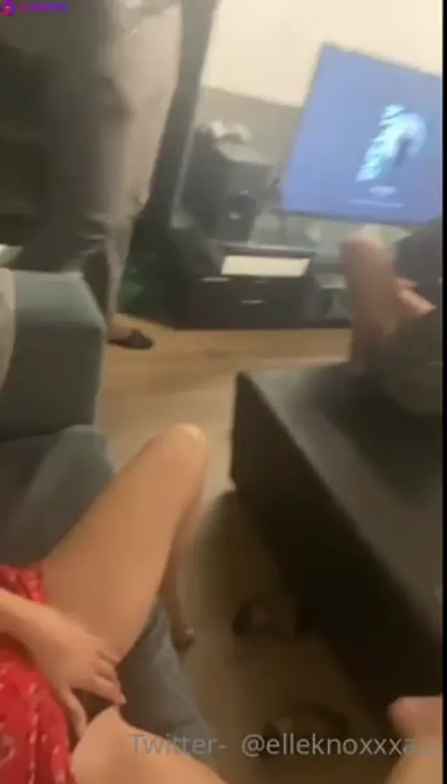 Australian Babe Elle Knox Leaked Sextape