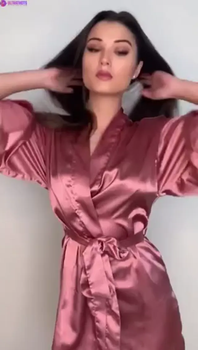 Keliah Kang Killian In Sexy Lingerie